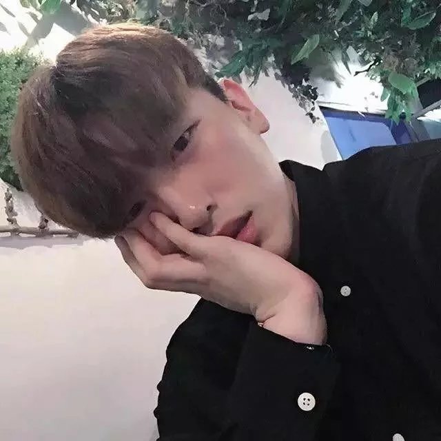 廖炎晶秀