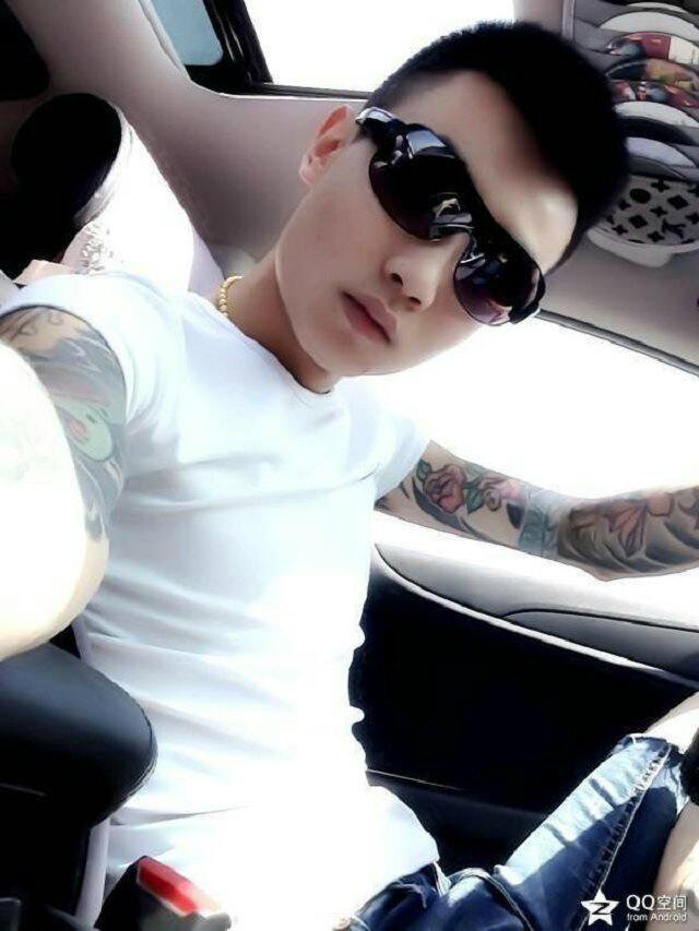 娄维爽逸